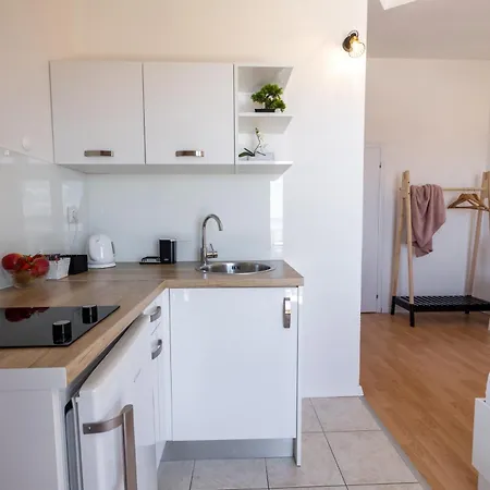 Rasic マカルスカ